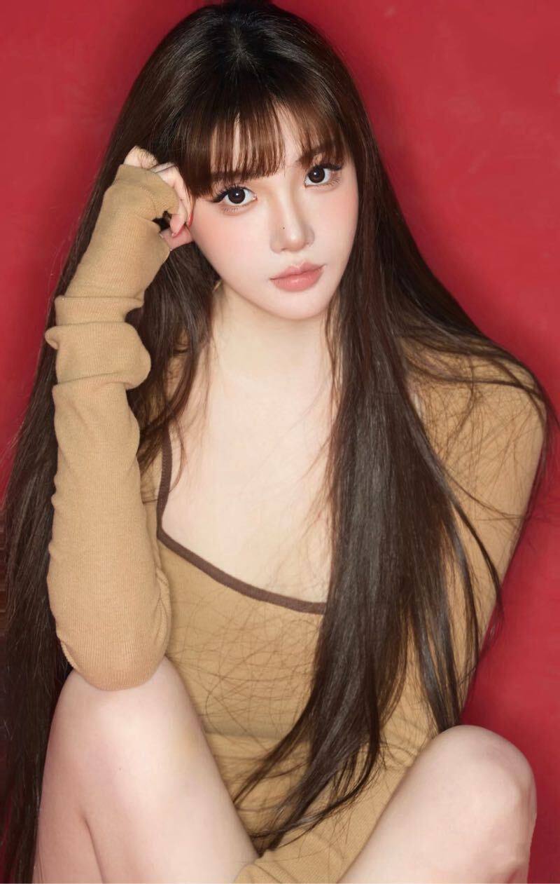 甜美声线高学历情商高 皮肤雪白💡 洋气五官精致 无整自然脸 三点粉 瑜伽 普拉提爱好者 全身肌肤紧致细滑