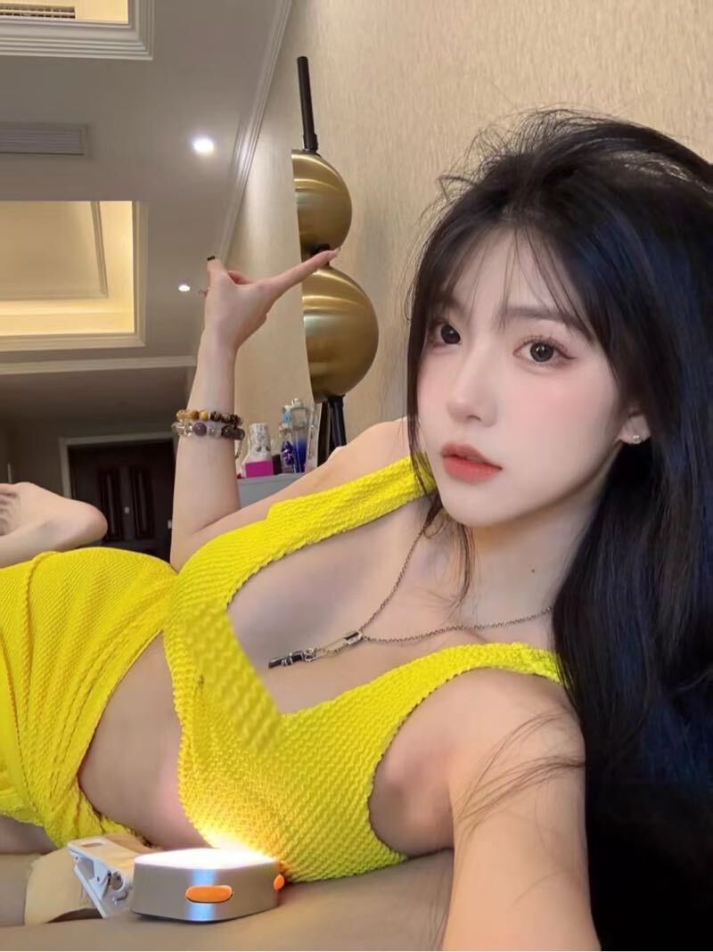童颜超嫩肤 吹爆甜蜜女友式服务 • 𝐇𝐞𝐢𝐠𝐡𝐭身高/170 • 𝐖𝐞𝐢𝐠𝐡𝐭体重/43kg • 𝐁𝐮𝐬𝐭胸围/C